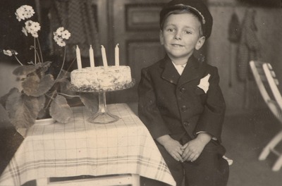 Człowiek z kamerą | O świętowaniu urodzin kina 